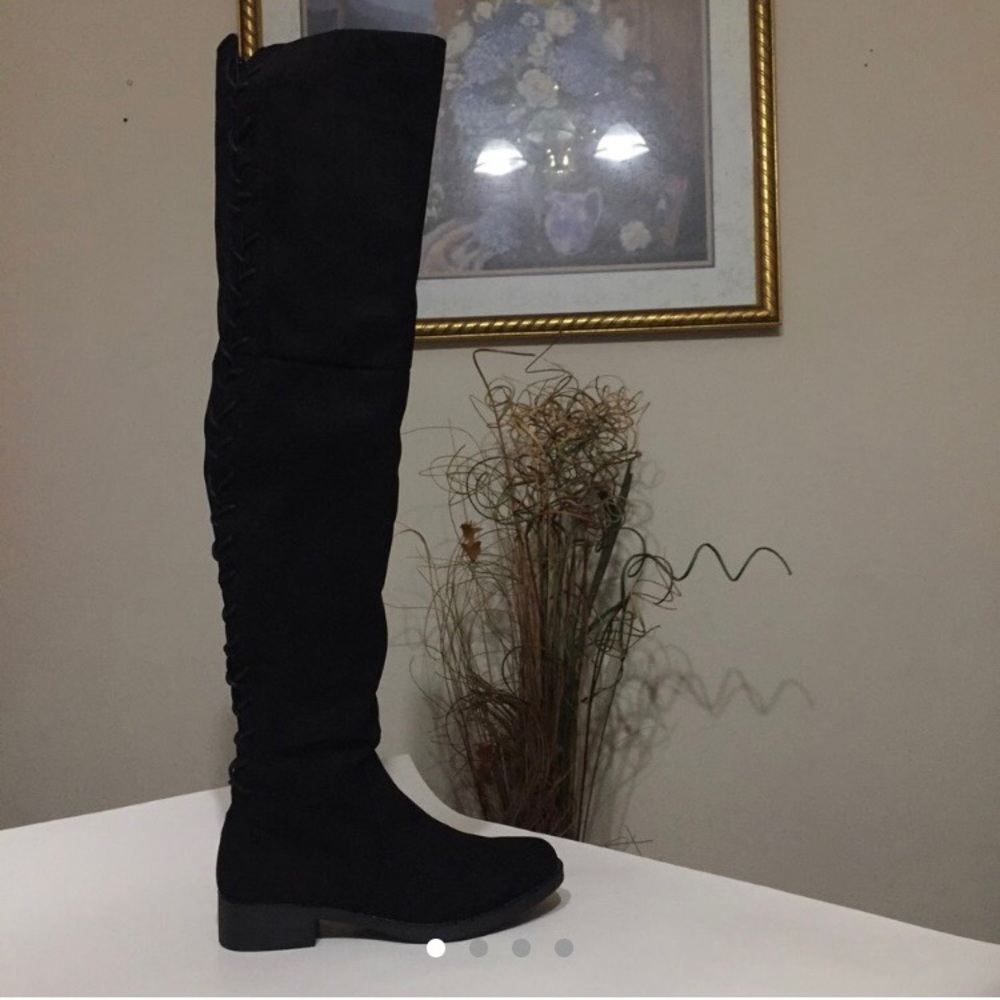 Black Lace & Zip-up Boots
